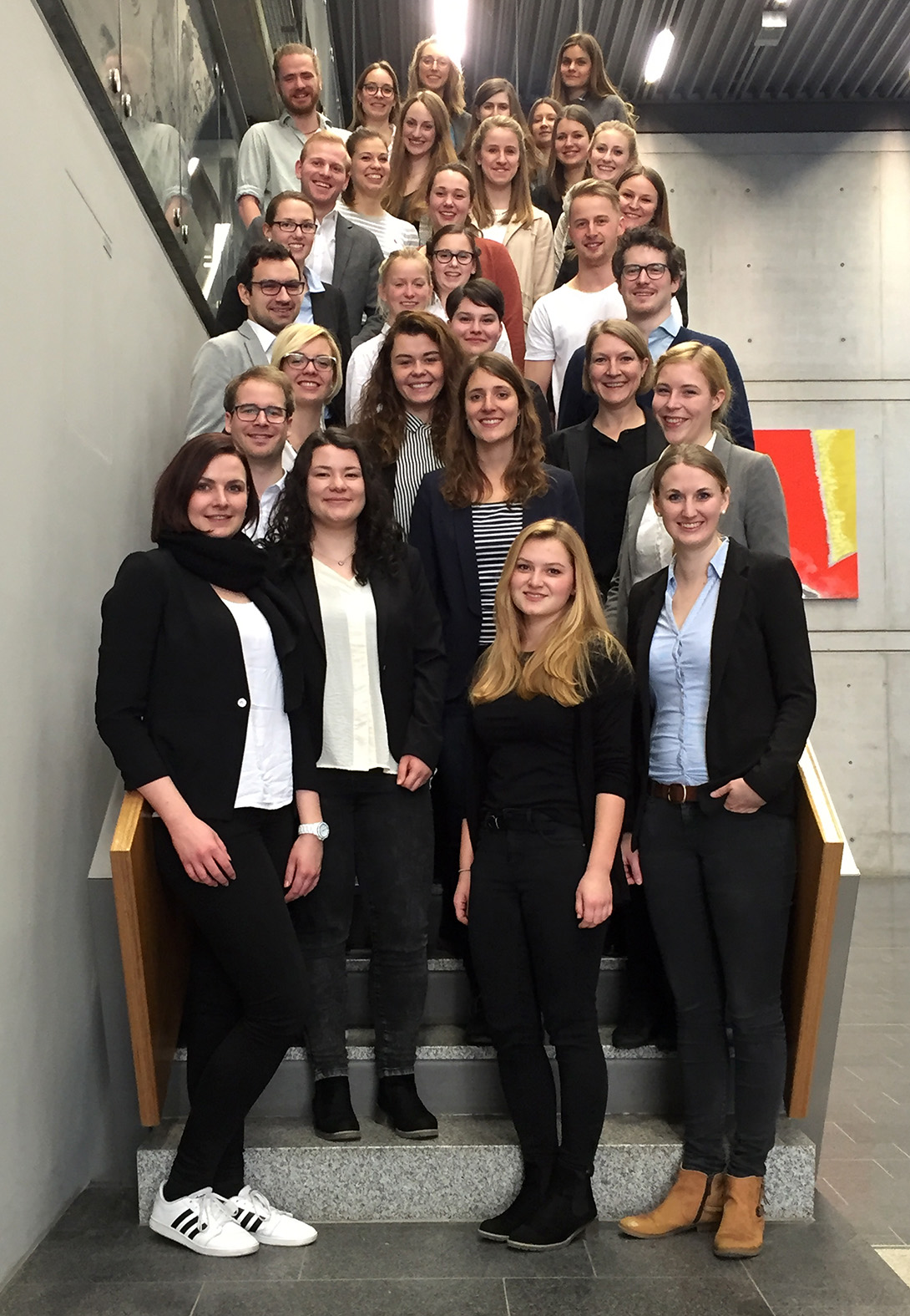 Die Studierenden des Master Human Resource Management mit Prof. Dr. Carina Braun. Foto: OTH Regensburg